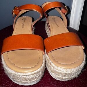 Versona Tan Sandals Classic Leather Design